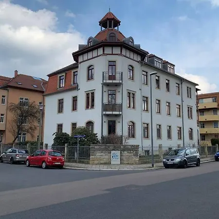 アパート Stilvoll Renovierte Souterrainwohnung In Elbnahe ドレスデン